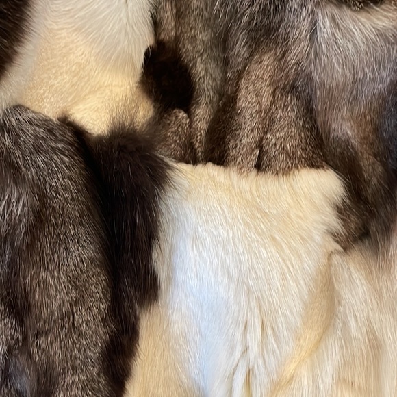 Fully fur lined parka with huge removal fur hood S/M coat like Jocelyn brand - Picture 2 of 5